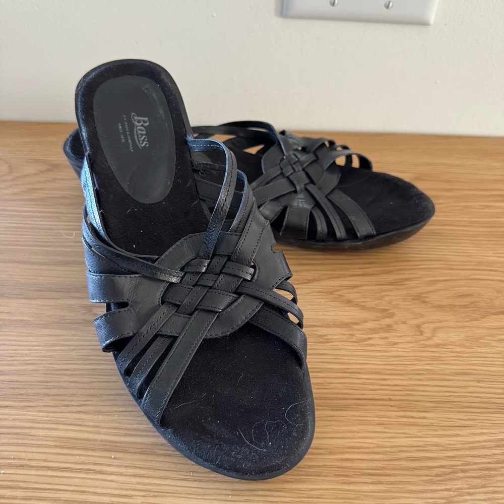 Bass Women's Strappy Black Sandals